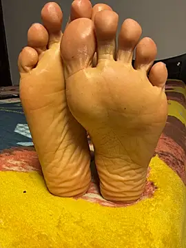 Amelie-RedHoney webcam