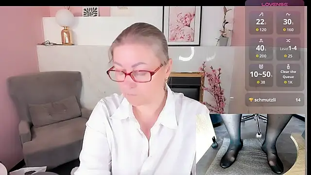 Alexandra_Kind webcam