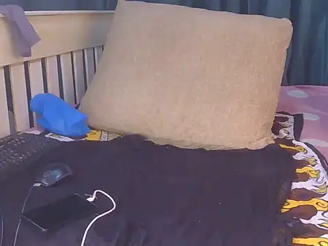luvone_smith webcam