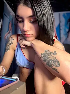 Nicolle_Quiintero webcam