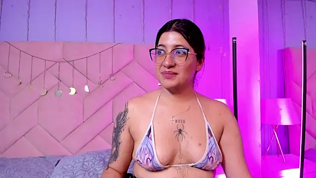 Annie_Rusel webcam