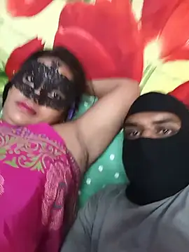 ChitChatCouple webcam