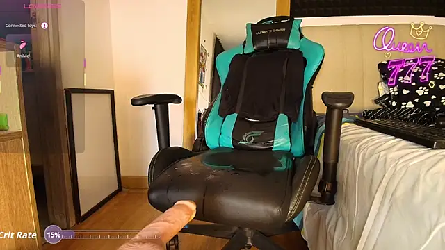 golden_goddess38 webcam