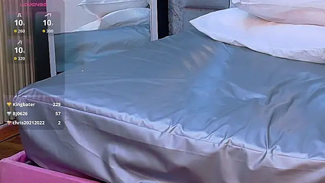 EbonyCoWorker webcam