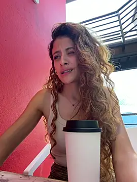alana15 webcam