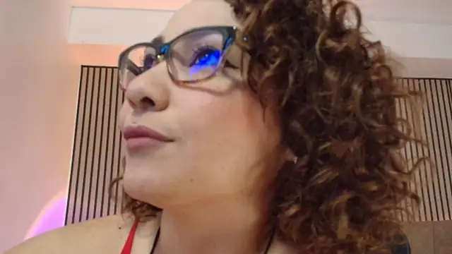 JuliRamirez webcam
