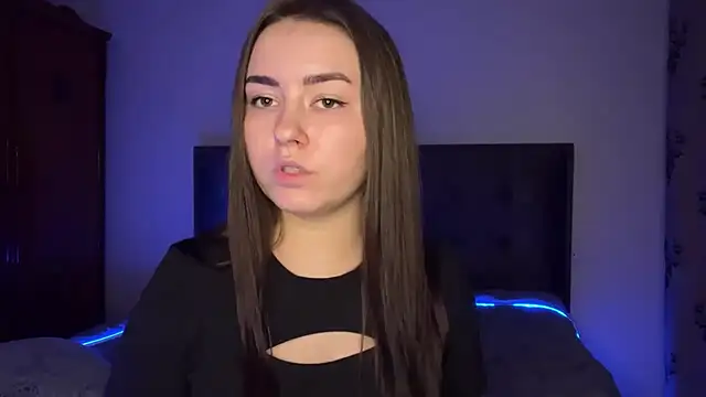 SelenaBrook webcam
