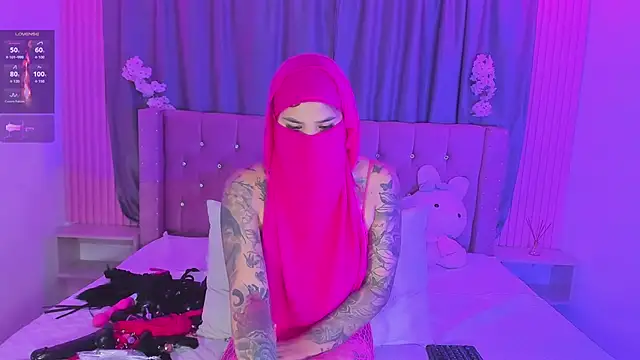 Nayla-Mouna webcam