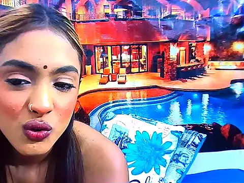 IndianPretty14u2Luv webcam