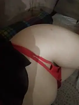 almas-arabic - Almas-arabic's free webcam - UK Sex Cams