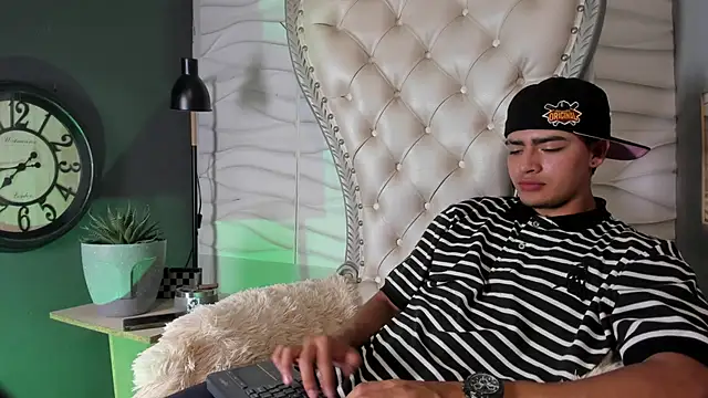 elliot_colton webcam
