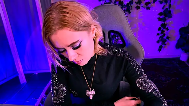 Kumiho_7777 webcam