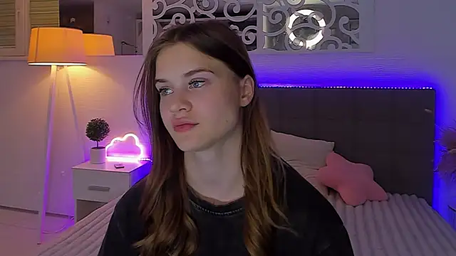 LuisaClover webcam