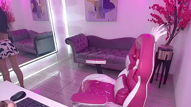Emily_andrews webcam