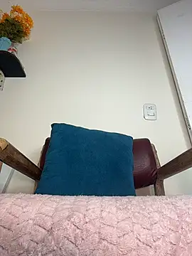 LilaRvsh webcam