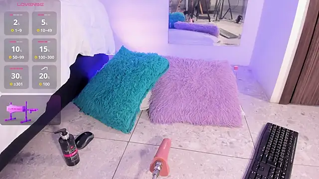 manyaa_ webcam