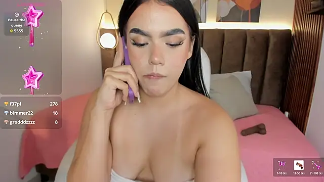 Bella18__ webcam