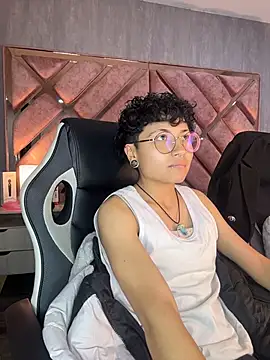 ian_mathias_ webcam