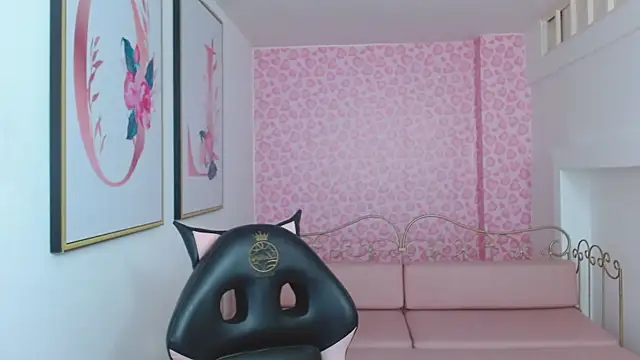 Small_naugthy_ webcam