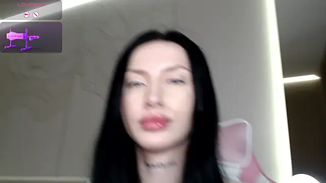 JenniferQueen11 webcam