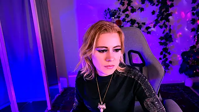 Kumiho_7777 webcam