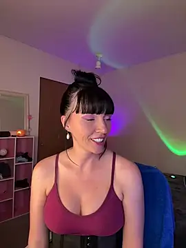 MaciiMayy webcam