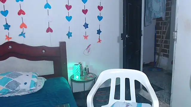 lorenacapelli live cam on StripChat