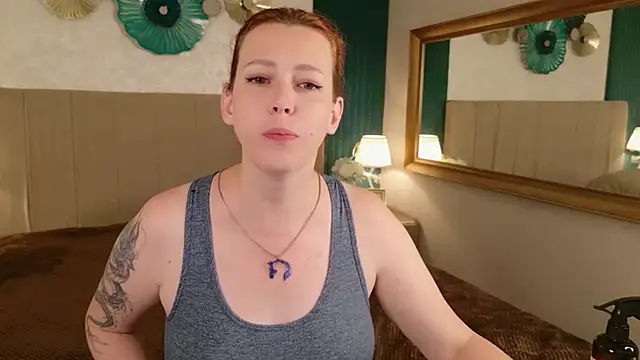 Evie_Berret webcam