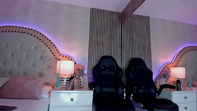 Adara_Muller webcam
