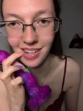 MrsCrazy18 webcam
