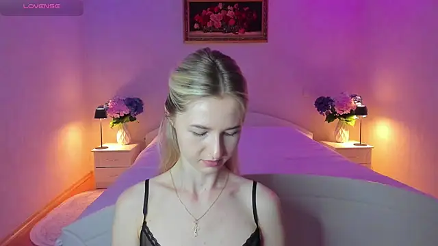 Julie_Blaze webcam