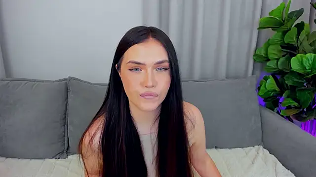 sexyangeloux live cam on StripChat