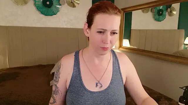 Evie_Berret webcam