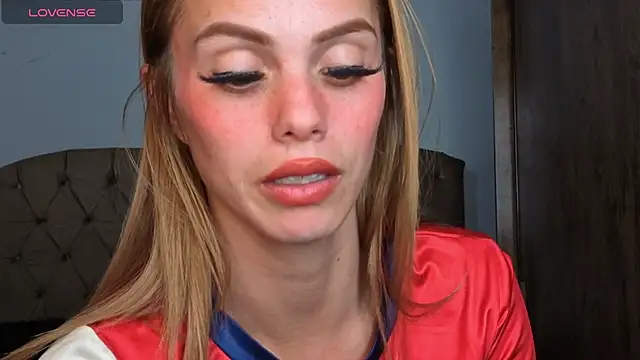 emma_wockll_t webcam