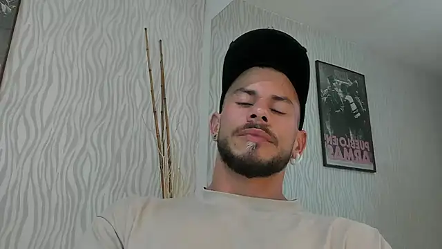 dylan_jacobx webcam