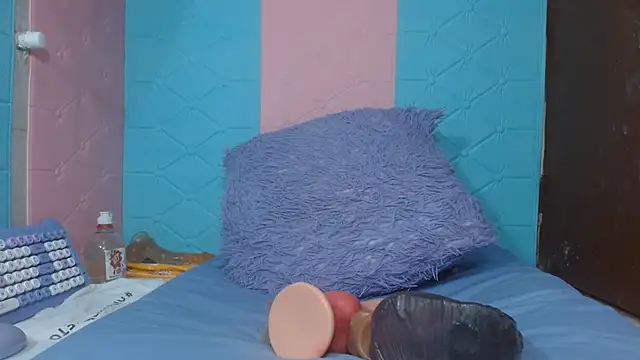 Nazlyy webcam