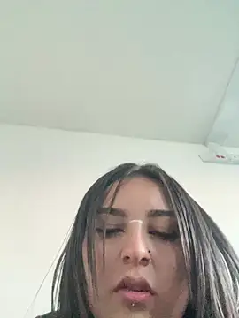 Aly_96 webcam