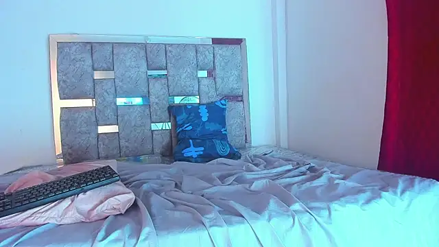 ameliaduval webcam