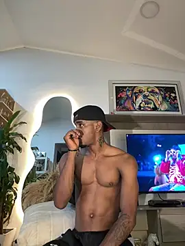 agrublack webcam