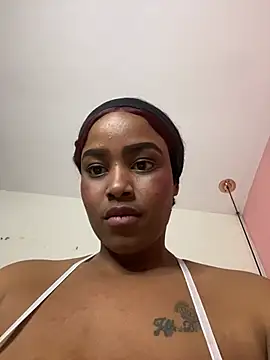 Ayla_Noir webcam