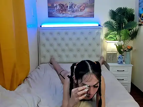 YourTSLovely webcam