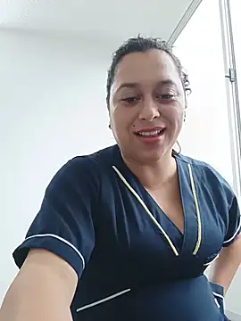 Queen-yessi12 webcam