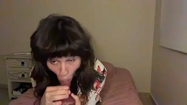 pantylovexxx webcam