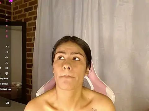 Salome_Cherie webcam