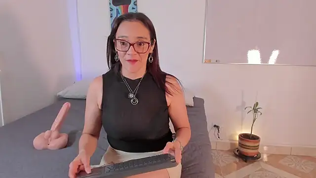 jessica_herrera_ - Jessica_Herrera_'s free webcam - UK Sex Cams