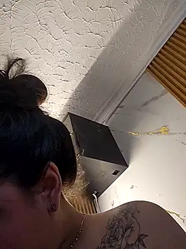 LizzRouse webcam