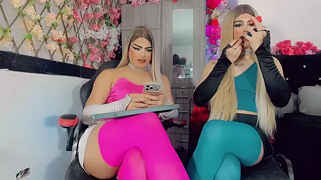 Thiara_veky_ webcam
