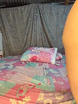 Soe_Lara webcam