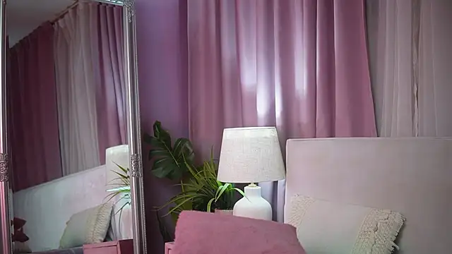 AmeliaBarbie webcam