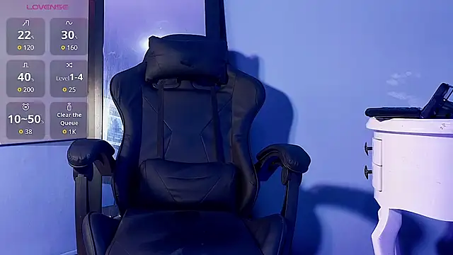 Alex_Bloom webcam